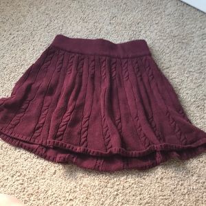 Maroon Hollister skirt